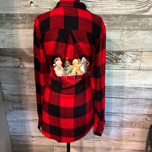 Maurices Red and Black Plaid Button Down Christmas Shirt